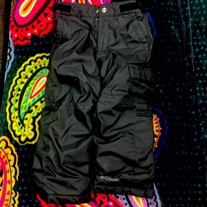 LIKE NEW 4T SNOWPANTS black Columbia snow pants 4T